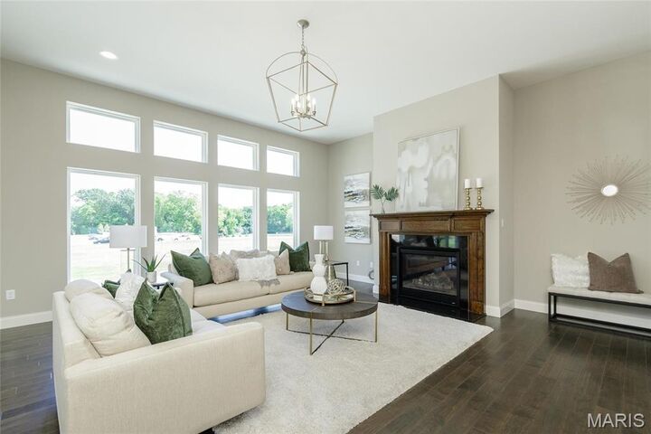 Property Photo:  1 Glenhurst Ii-E6 Harvest Herit  MO 63385 