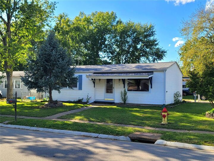51 Cedar Drive  Pacific MO 63069 photo