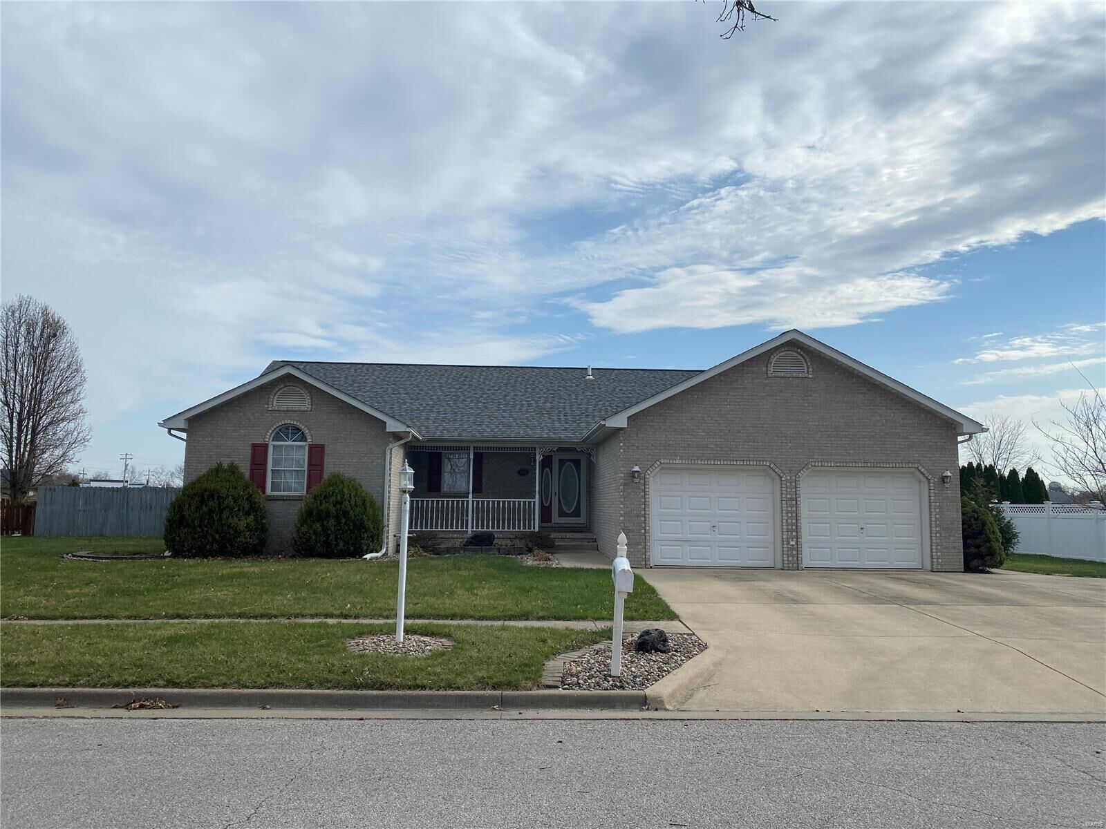 Property Photo: 4515 Moonlight Way IL 62002