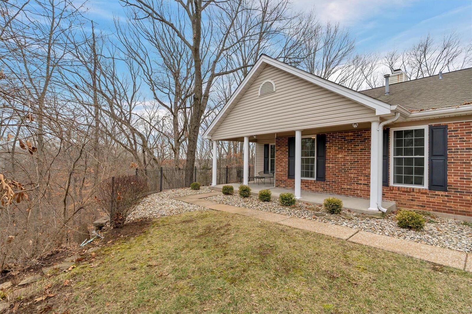 Property Photo: 500 Oak Ridge Trails Court MO 63021