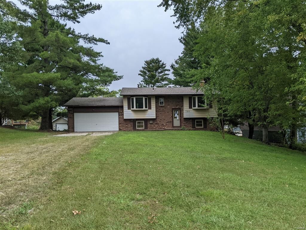 Property Photo:  720 Riviera Circle  IL 62025 
