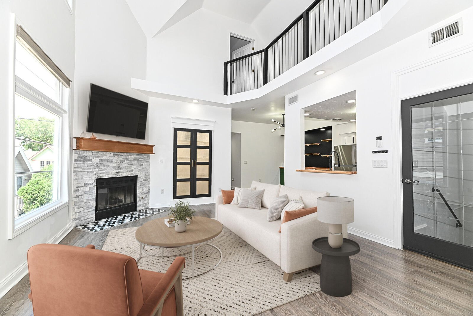 Property Photo: 118 W Reservoir Ave WI 53212