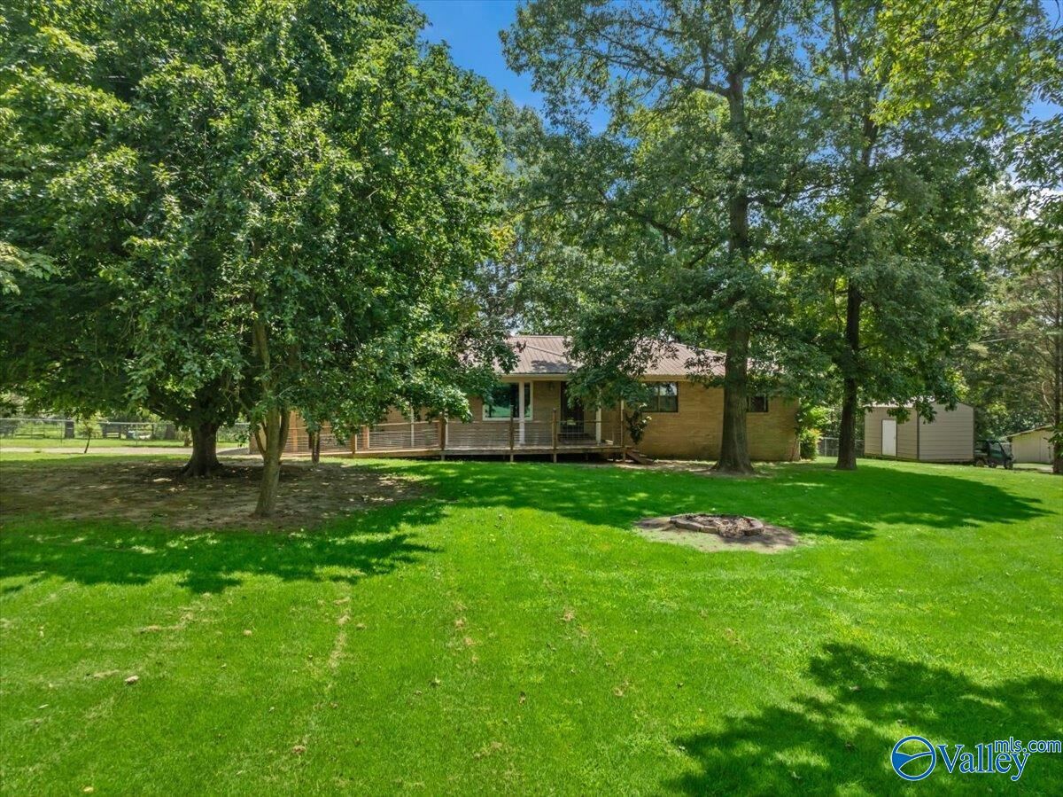 Property Photo: 748 County Road 1551 AL 35058