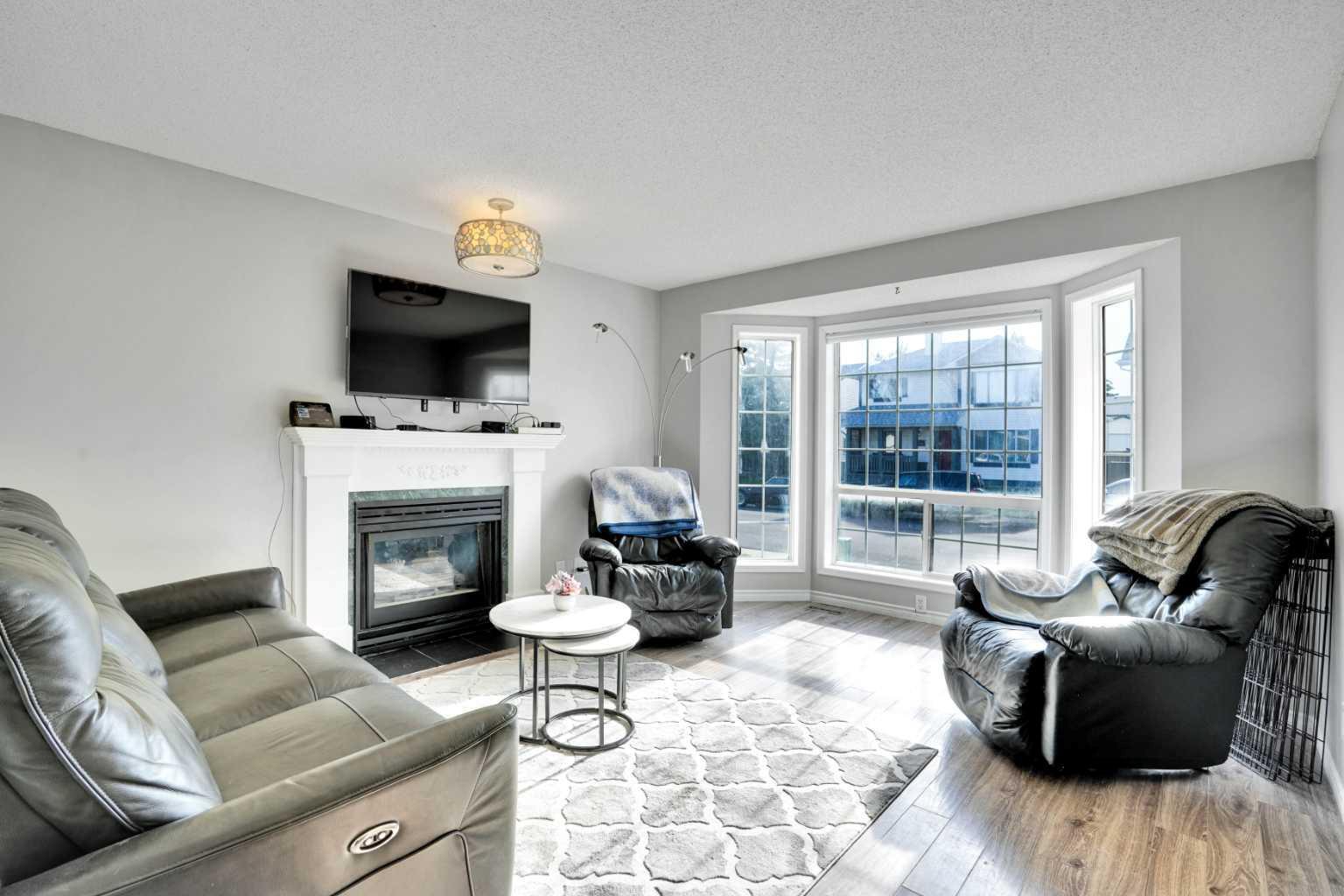 Photo de la propriété: 8 Woodside Circle NW AB T4B 2H8