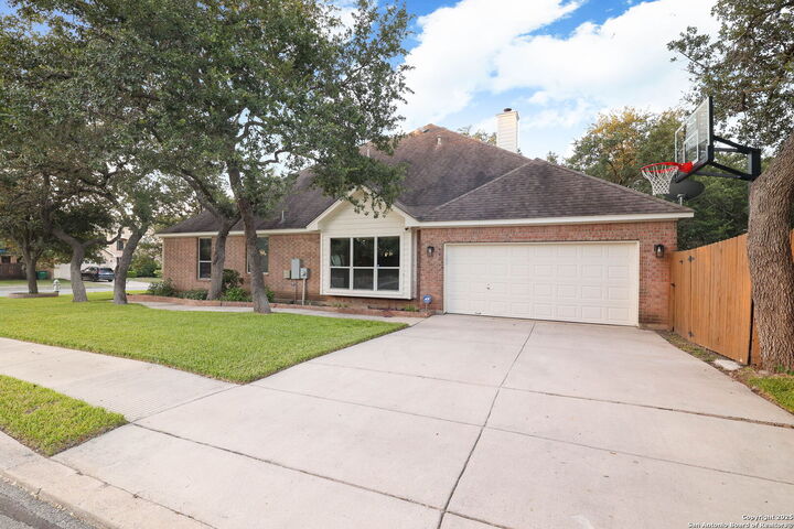 Property Photo: 19243 Deer Elk Crst TX 78258