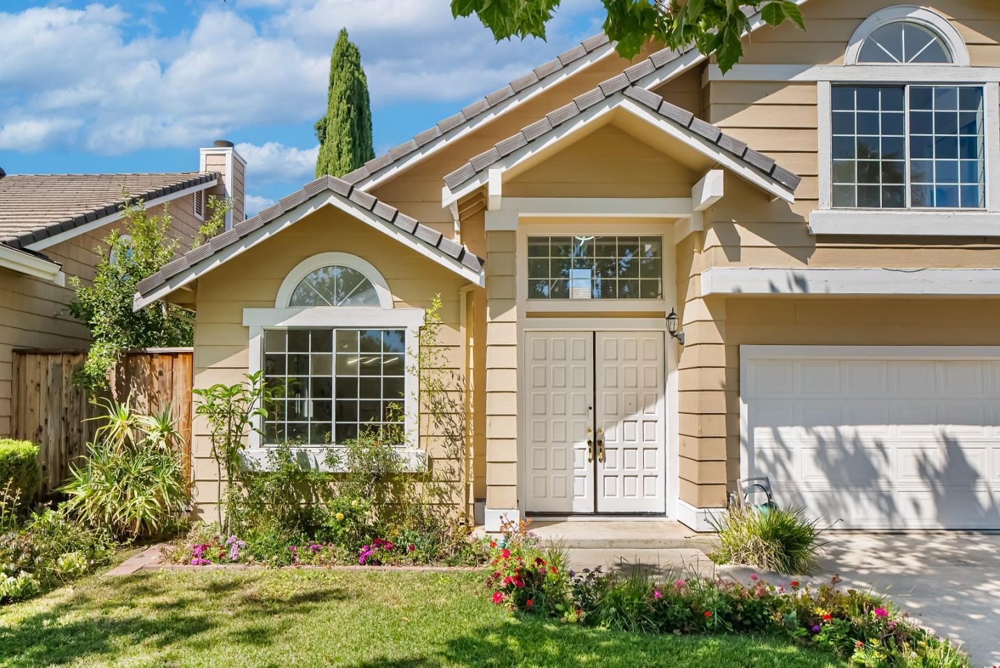 Property Photo: 1274 Notting Hill Drive CA 95131