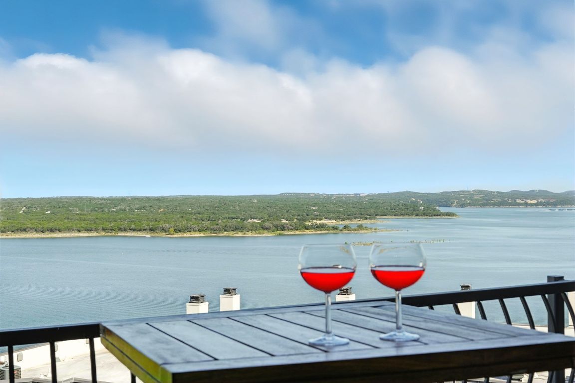 Property Photo: 2918 Ranch Road 620 P-290 TX 78734