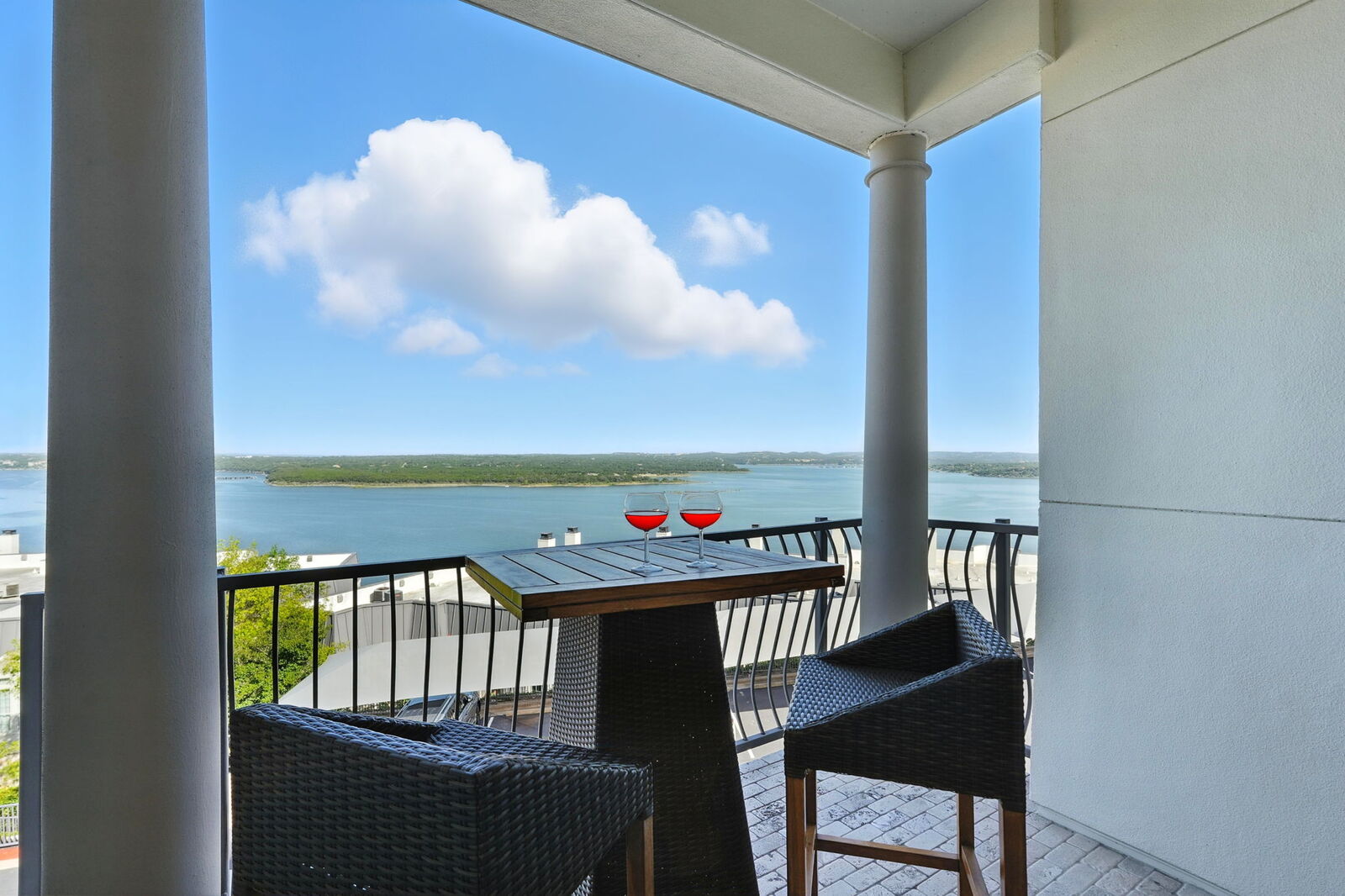 Property Photo: 2918 Ranch Road 620 N P-290 TX 78734