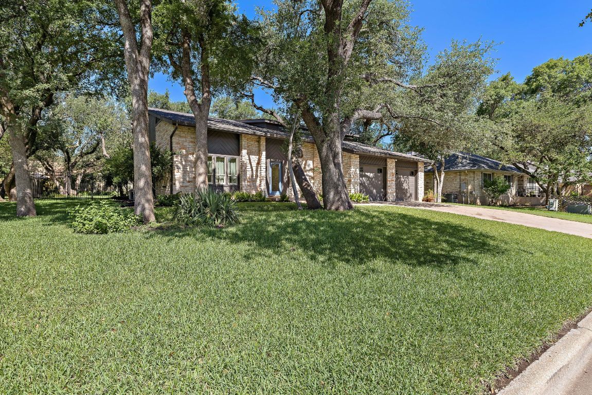 Property Photo: 11008 Arch Terrace TX 78750