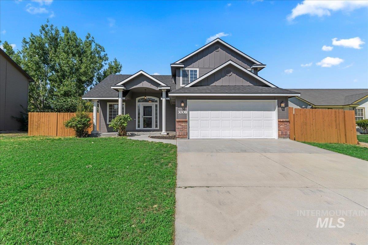 3008 S Harbor Ave.  Caldwell ID 83605 photo