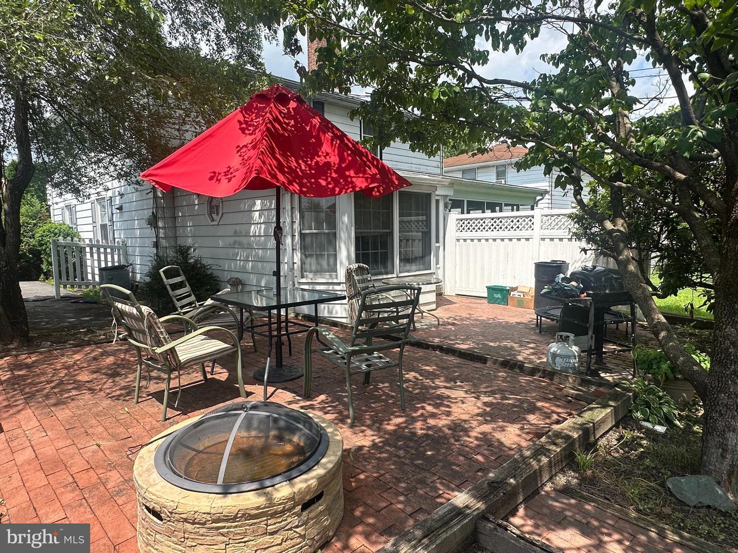 Property Photo: 314 E Cherry Street PA 17022