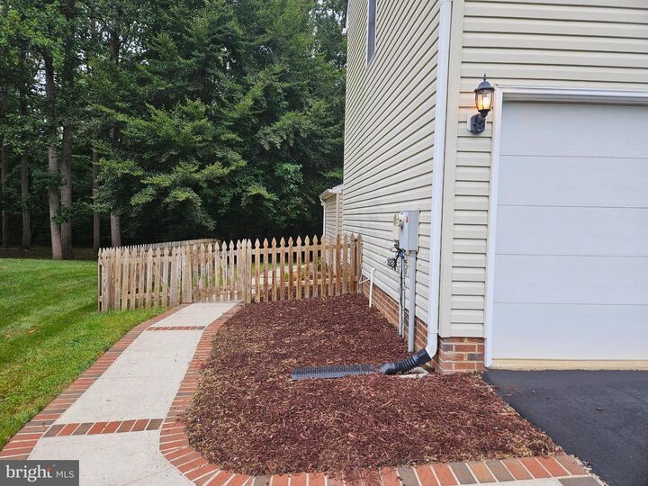 Property Photo: 10314 Colechester Street VA 22408