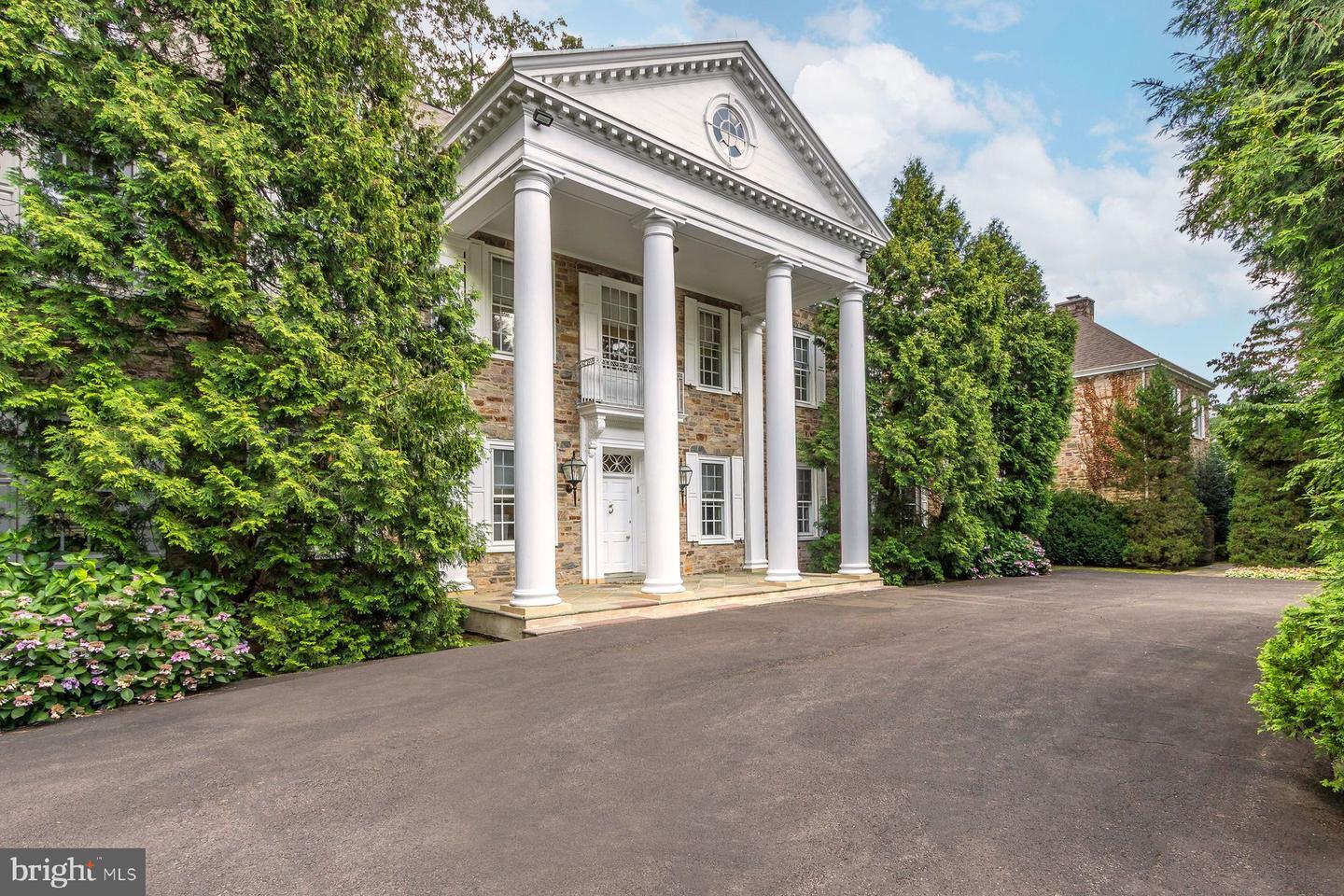 Property Photo: 1035 Wright Drive PA 19006