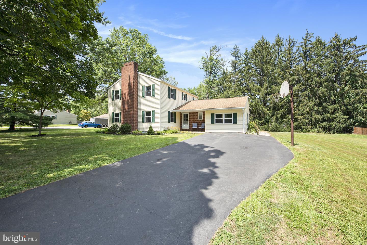 Property Photo: 1131 McKelvey Lane PA 19422