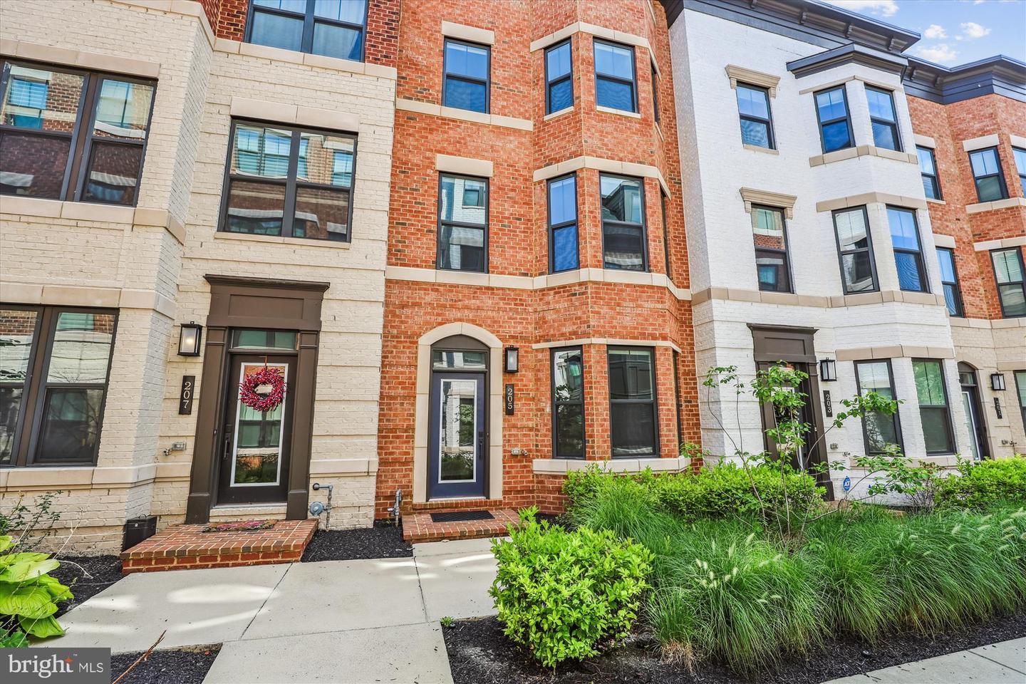 205 Market Square NW 15  Vienna VA 22180 photo