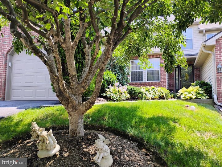 Property Photo: 153 River Bend Park PA 17602