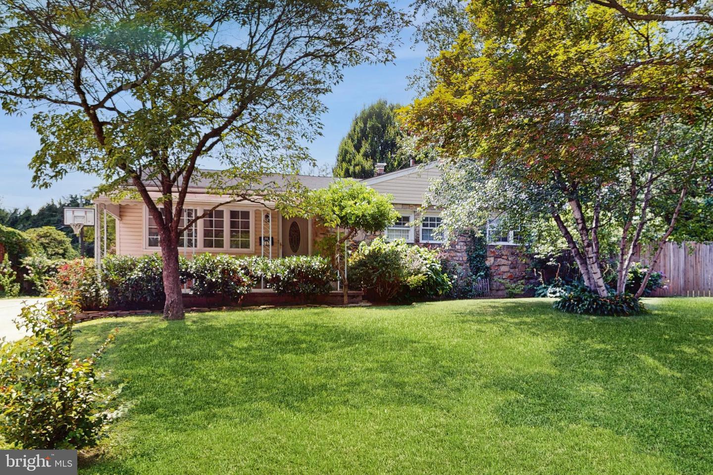 Property Photo: 115 Butt Lane PA 19014