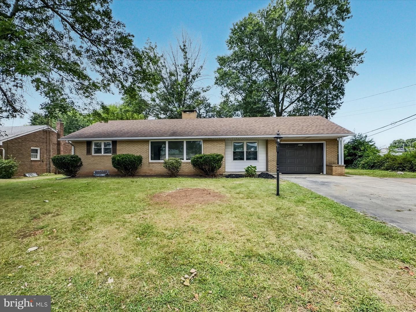 4200 N George Extension Street  Manchester PA 17345 photo