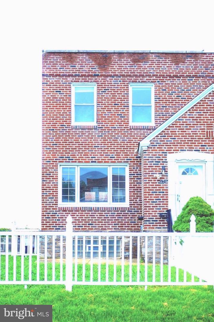 829 Disston Street  Philadelphia PA 19111 photo