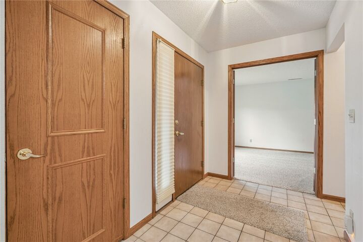 Property Photo: 4113 Lark Court NE IA 52402