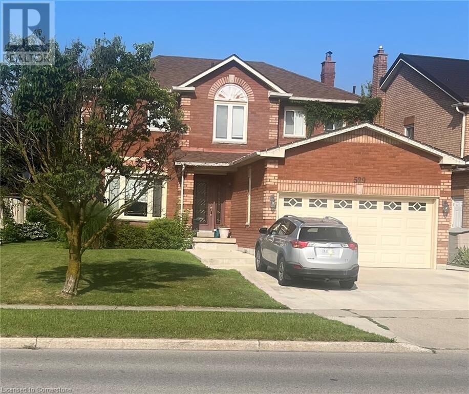 Property Photo:  529 Burnett Avenue  ON N1T 1M6 