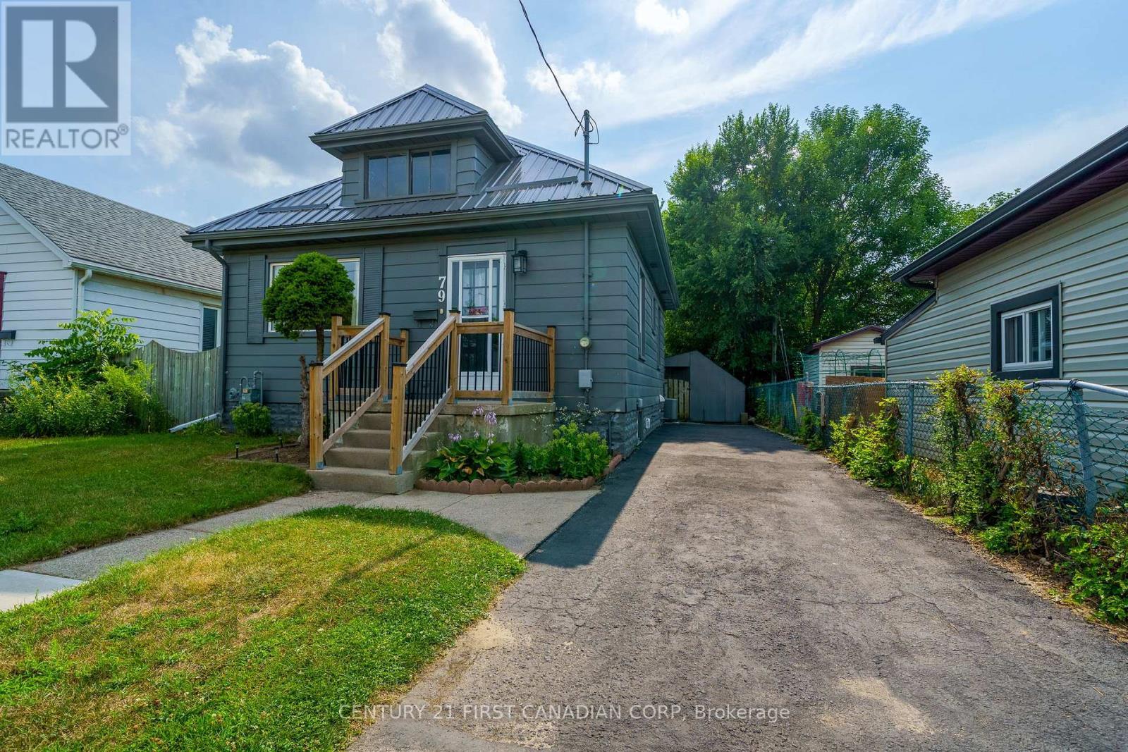 Property Photo: 79 Hume Street ON N5Z 2P1