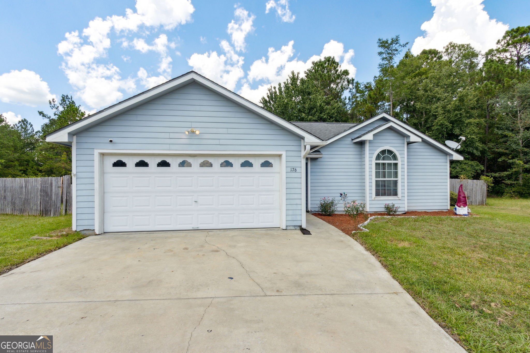 Property Photo:  176 Huntington Drive  GA 31548 
