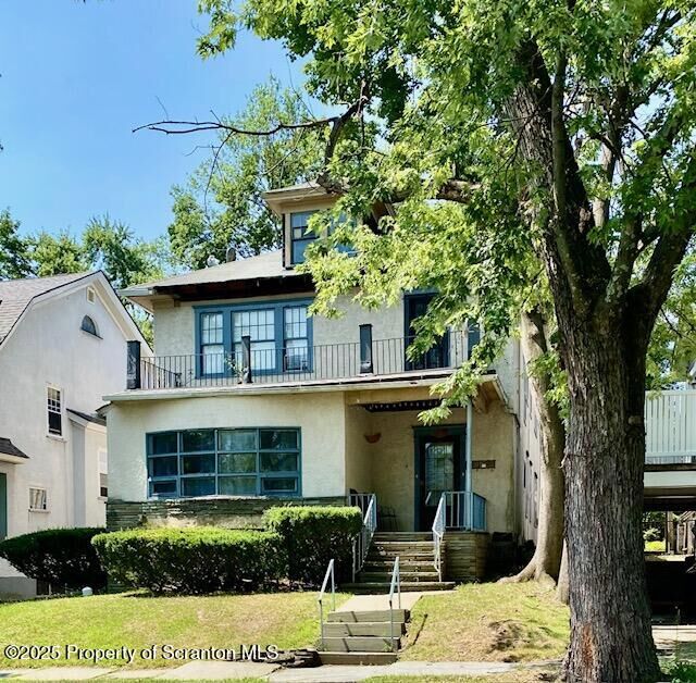 Property Photo: 729 N Irving Avenue PA 18510