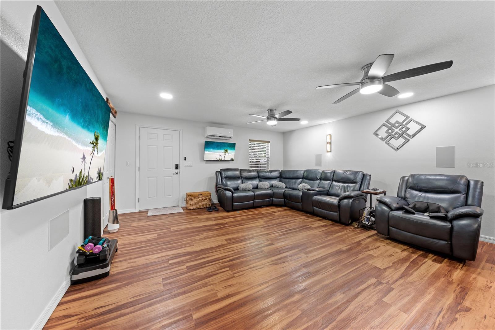 Property Photo:  1409 Virginia Avenue  FL 34769 