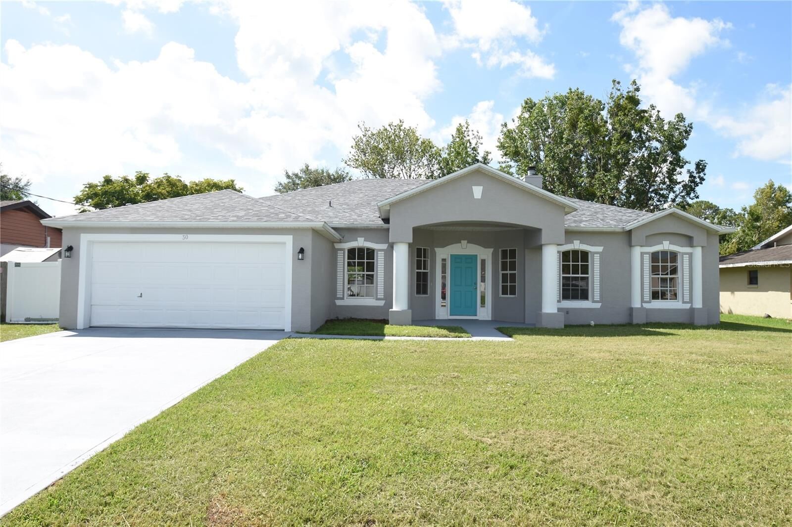 Property Photo: 30 Perrotti Lane FL 32164
