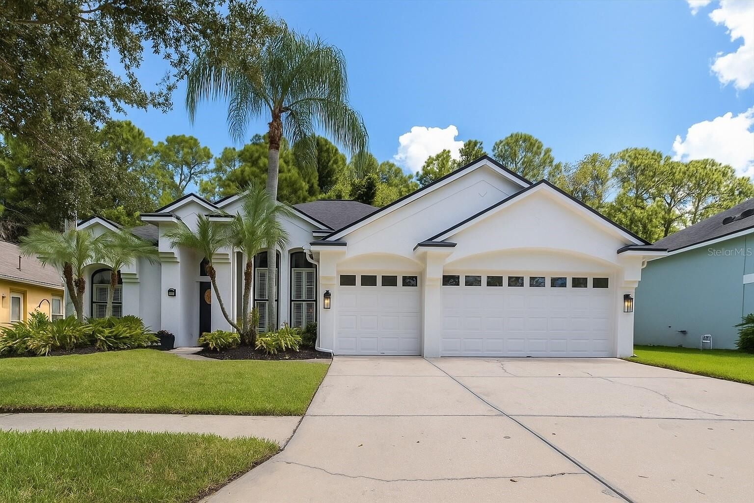 Property Photo: 10741 Ayrshire Drive FL 33626