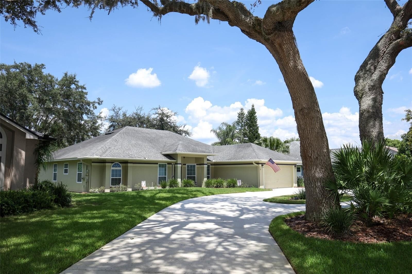 Property Photo:  1010 Pinehurst Court  FL 32765 