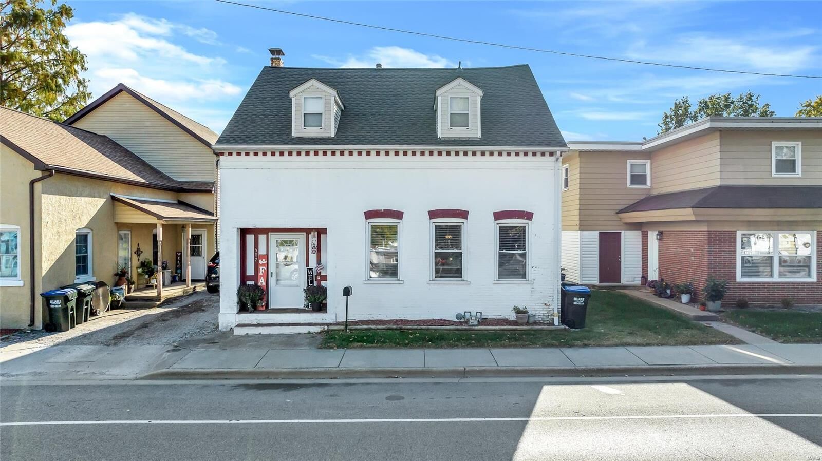 Property Photo: 507 S Main Street IL 62236