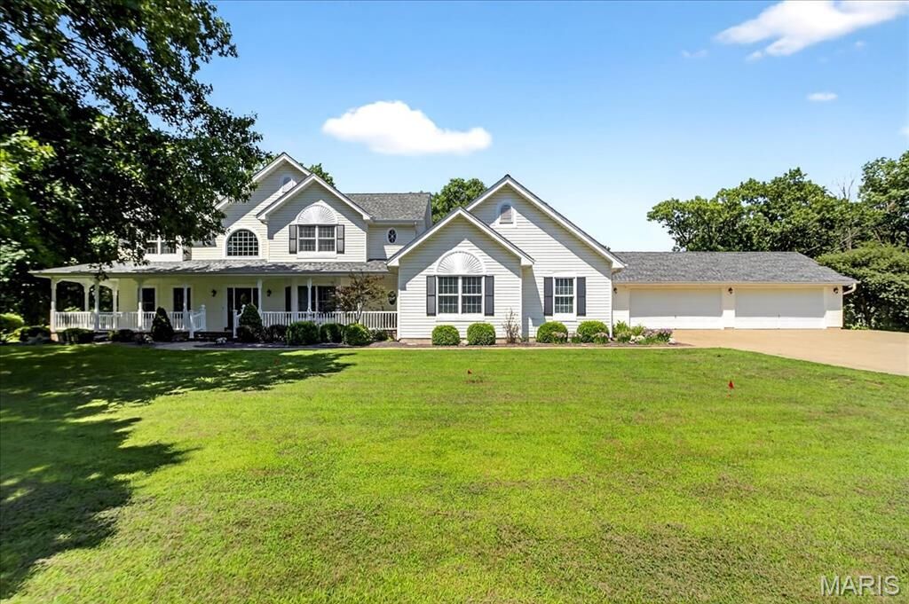 Property Photo:  40 Steed Court  MO 63348 