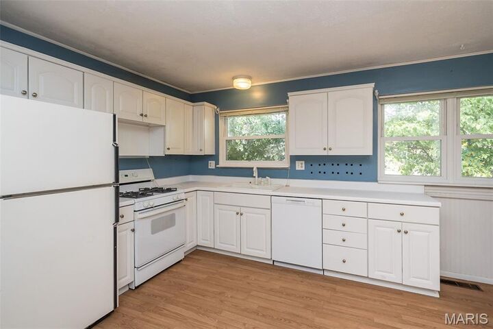 Property Photo: 2503 Dimus Drive MO 63026
