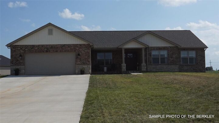 Property Photo:  516 Hayden Drive  IL 62298 