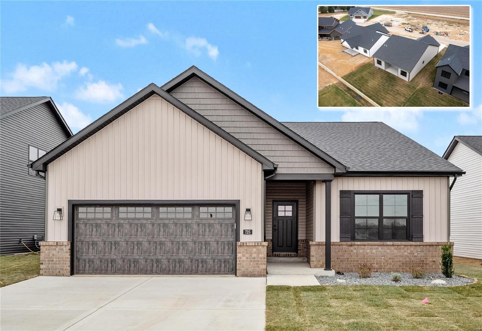 Property Photo: 725 Conner Circle IL 62232