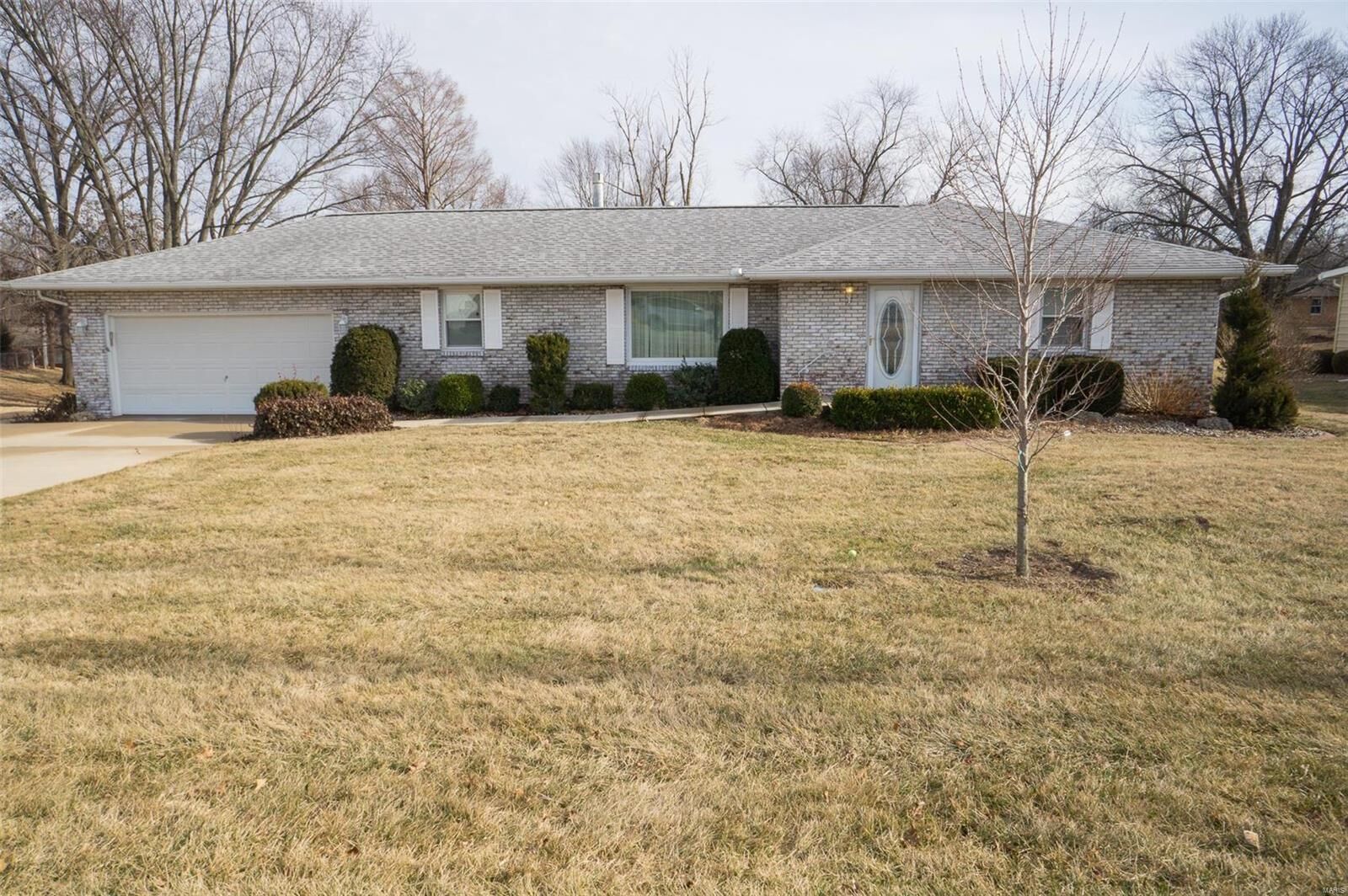 Property Photo:  2510 Vandalia Street  IL 62234