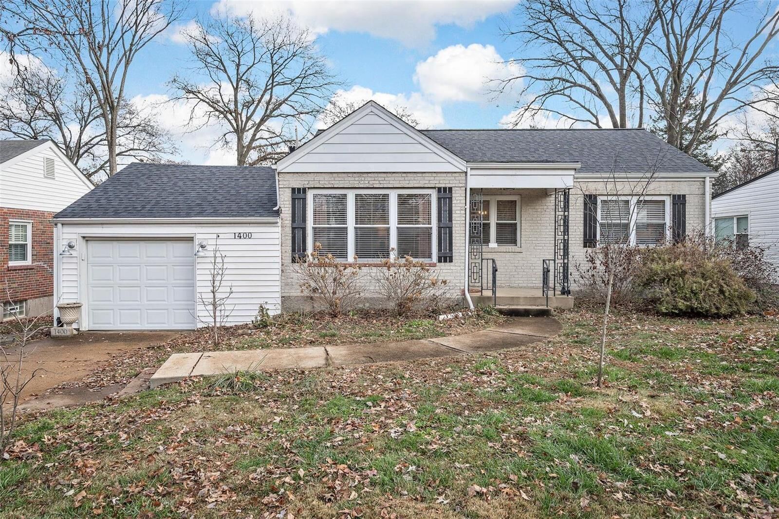 Property Photo: 1400 Selma Avenue MO 63119