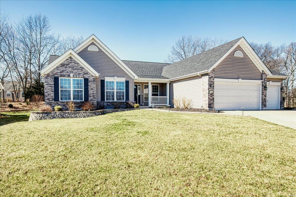 Property Photo: 731 Autumnwood Forest Dr MO 63367