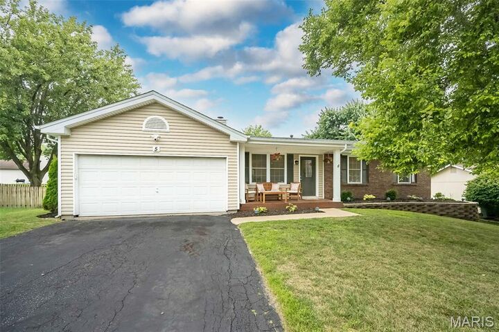 Property Photo:  5 Bee Ridge Court  MO 63376 
