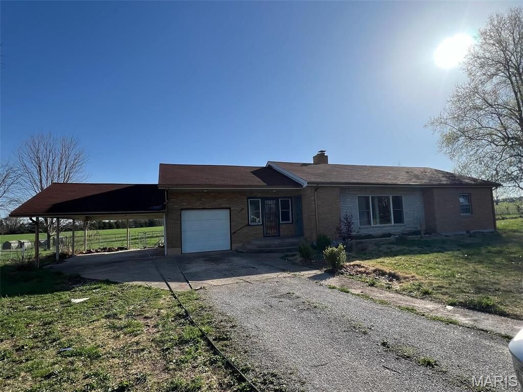 Property Photo: 145 Crescent Drive MO 65536