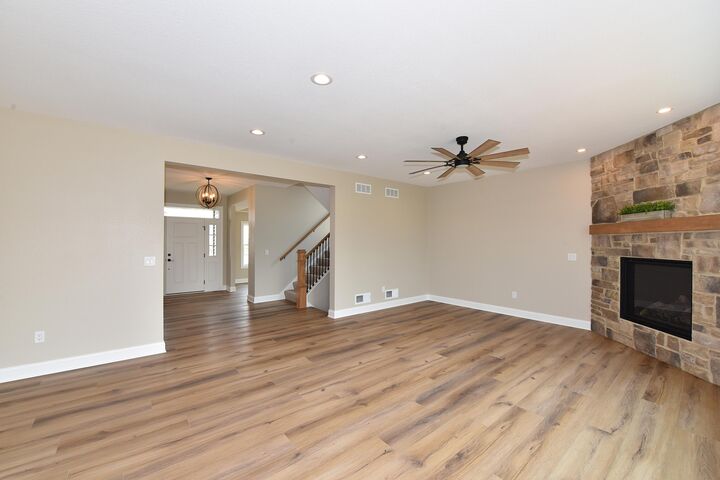 Property Photo: 1750 Hammock Ln WI 53066