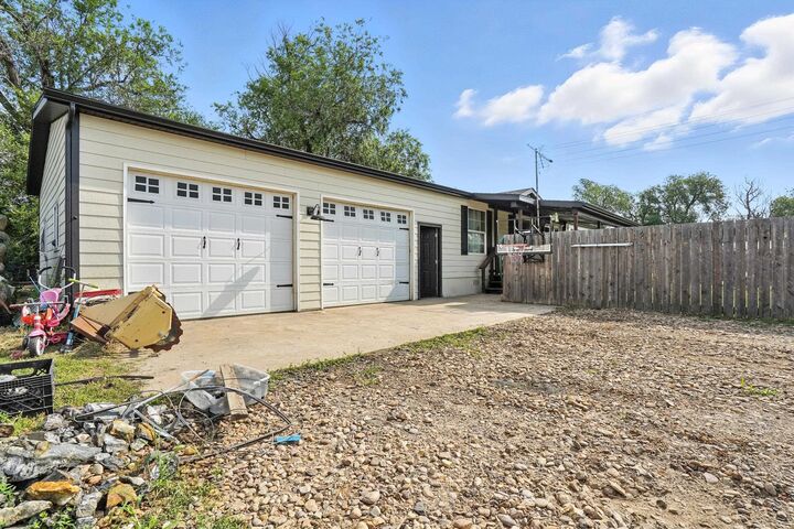 Property Photo: 402 3rd Street SD 57762-0000