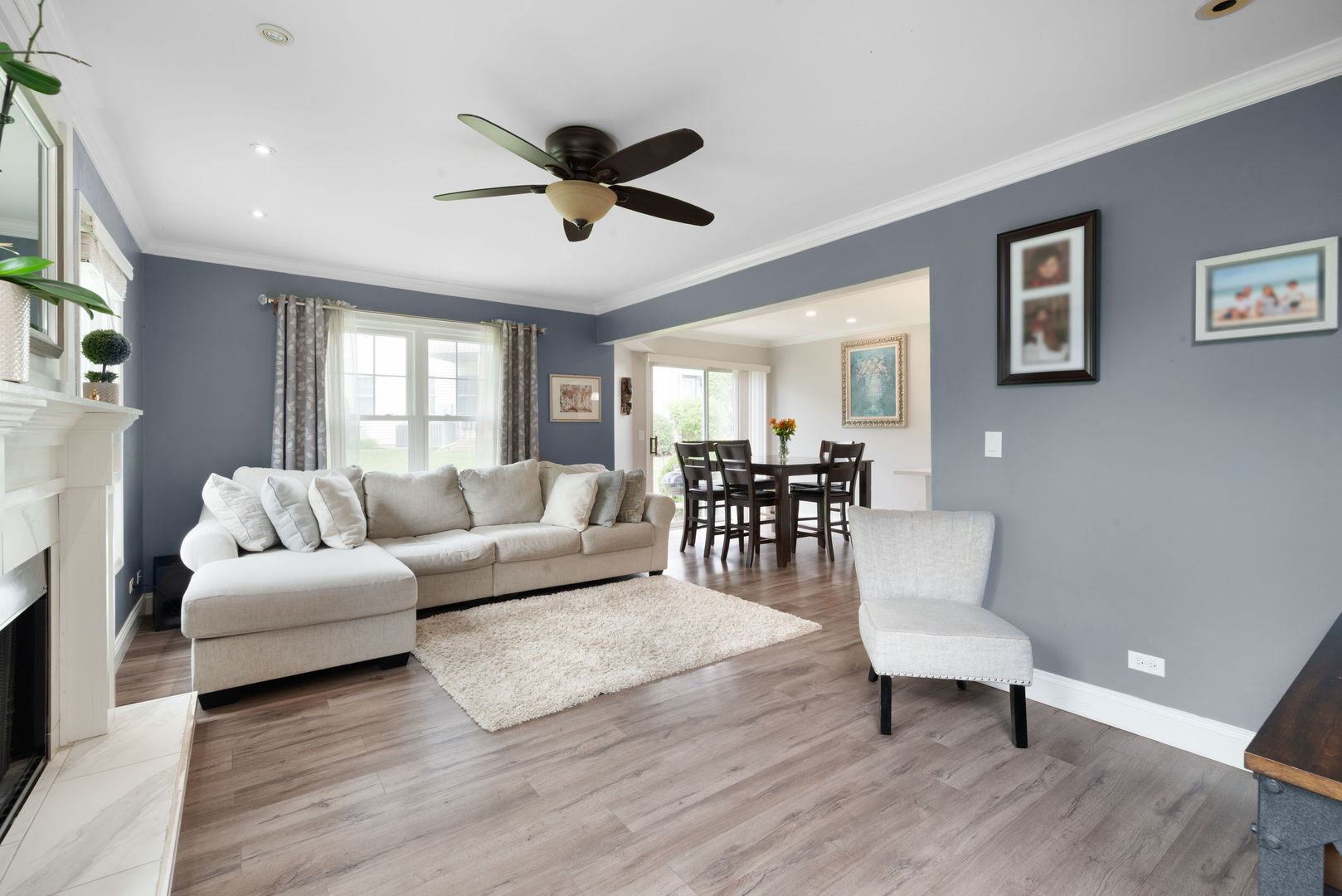 Property Photo:  295 Kresswood Drive  IL 60185 