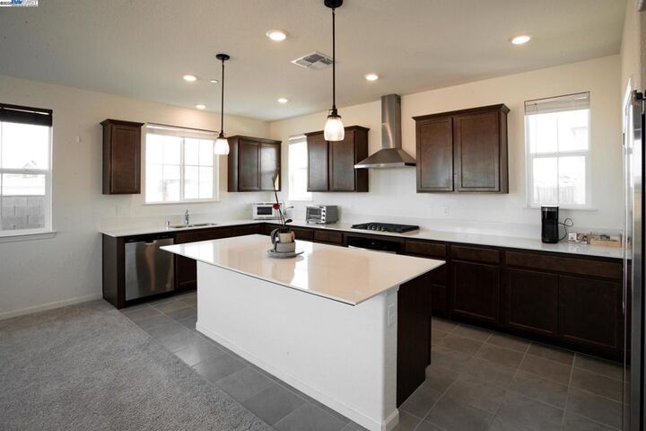 Property Photo:  8000 Carpenter Court  CA 95687 