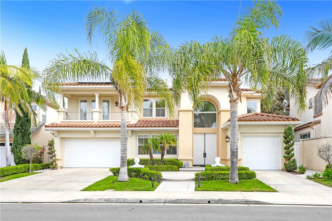 Property Photo: 27 Vienne CA 92606