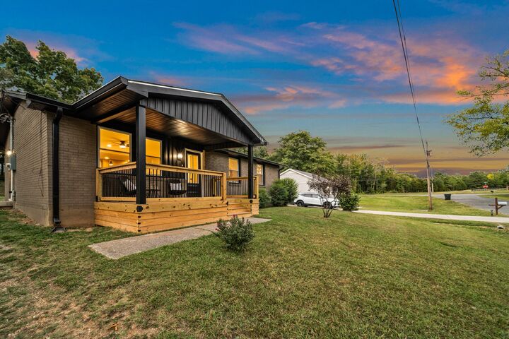 Property Photo:  132 Schrader Heights Dr  TN 37055 