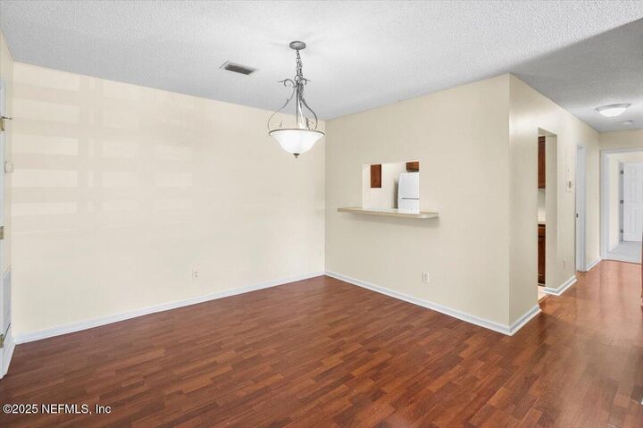 Property Photo: 3765 Crown Point Road 8 FL 32257