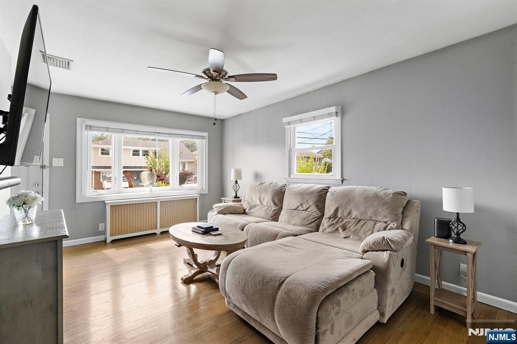 Property Photo: 1137 Stonewall Lane NJ 07094